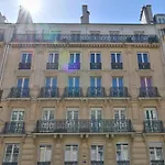 Aesthetic And Large T2 In The Edge Of Le Marais