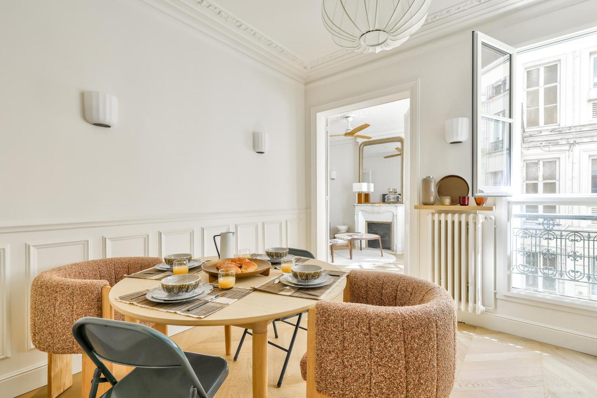 Aesthetic And Large T2 In The Edge Of Le Marais Appartamento